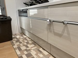 和歌山キッチン取付け隊　食洗機前パネルでを楽しむ　施工前
